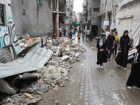 Israel không kích Gaza, ít nhất 37 người thiệt mạng