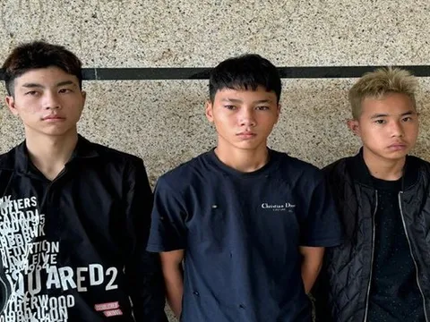 Bắt nhóm thanh niên gây ra 4 vụ cướp trên đường đi từ Nghệ An ra Hà Nội