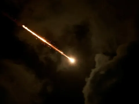 Loạt tên lửa nhằm vào Israel của Iran cho thấy khả năng tấn công quy mô lớn hơn và phức tạp hơn