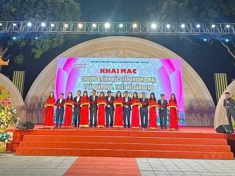 Thúc đẩy hoạt động thương mại điện tử tại Hội chợ mùa Thu Hoàng Mai 2024