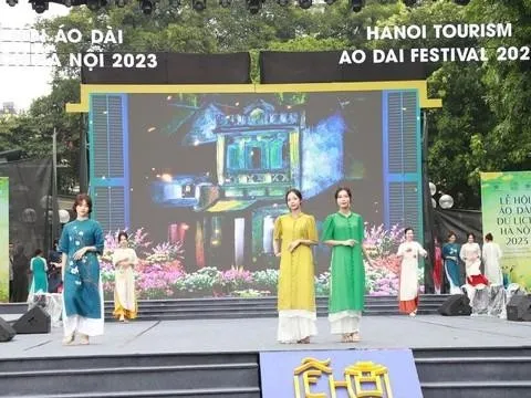 Hấp dẫn, lung linh sắc màu tại Lễ hội Áo dài Du lịch Hà Nội 2024