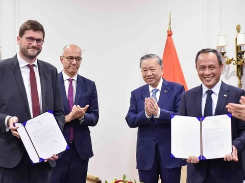 Vietnam Airlines hợp tác Safran Seats bảo dưỡng và nâng cấp máy bay