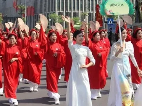 Carnaval áo dài “Phụ nữ Thủ đô hội nhập và phát triển”: Lan tỏa tình yêu Hà Nội, tình yêu áo dài