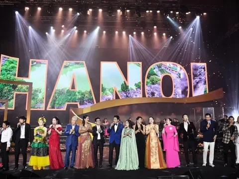 Giai điệu tuyệt đẹp mừng 70 năm Giải phóng Thủ đô của Học viện ANQG Việt Nam