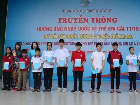 Hội LHPN TP Hà Nội truyền thông ngày quốc tế trẻ em gái 11/10