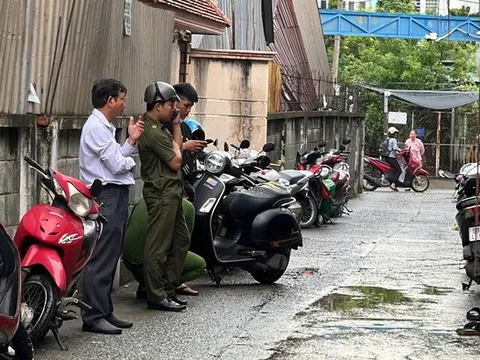 Điều tra vụ người đàn ông tử vong trên sân thượng, một phần cơ thể bị cháy