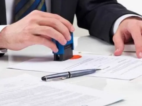 Công chứng, chứng thực hợp đồng nhà đất cần lưu ý gì?