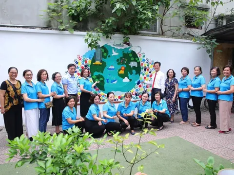 “Bóng hồng” Thủ đô góp phần xây dựng Thành phố xanh sạch đẹp