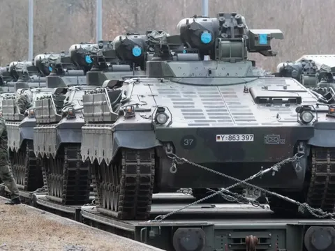 Sự thay đổi trong lập trường hỗ trợ quân sự của Đức cho Ukraine