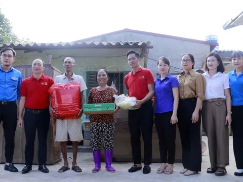 Hỗ trợ người dân vùng bão lũ Yên Bái, Tuyên Quang, Cao Bằng, Bắc Kạn