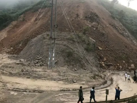 Tiếp tục sạt lở nghiêm trọng tại huyện Mường Chà, tỉnh Điện Biên