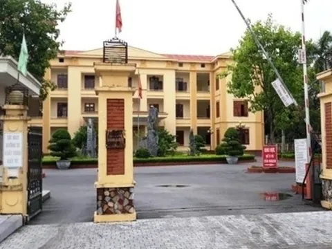 Bắt tạm giam 2 Phó Chủ tịch huyện ở Thanh Hóa