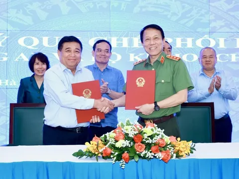 Đấu tranh phòng, chống tội phạm trong lĩnh vực kế hoạch, đầu tư