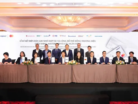 Mastercard và NAPAS hợp tác phát hành Thẻ đồng thương hiệu đầu tiên với ngân hàng tại Việt Nam