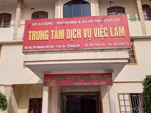 Bắt giám đốc Trung tâm dịch vụ việc làm tỉnh Hưng Yên