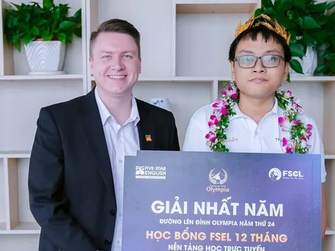 Atlantic trao học bổng cho các thí sinh xuất sắc của Đường lên đỉnh Olympia