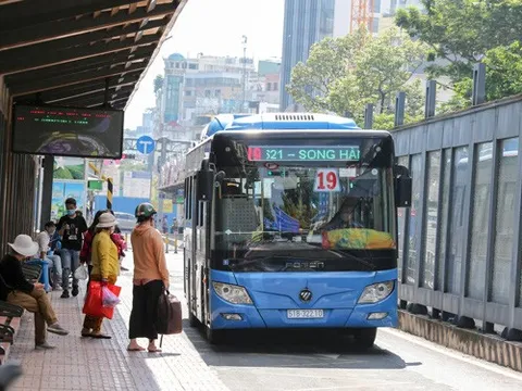 Hà Nội tăng giá vé xe buýt từ 1/11