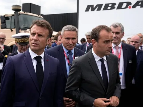 Pháp tuyên bố hết tiền, khó lòng viện trợ đầy đủ cho Ukraine như đã hứa