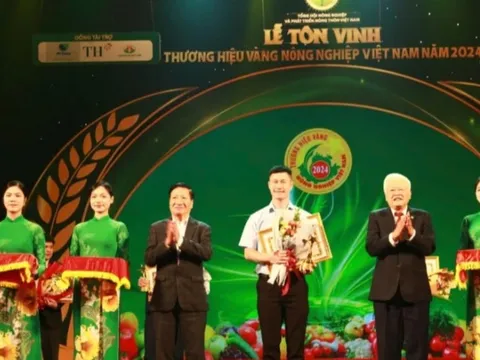 Sản phẩm của De Heus nhận giải thưởng thương hiệu vàng nông nghiệp Việt Nam