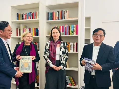 Giới thiệu sách Việt tới thế giới tại Hội sách Frankfurt 2024