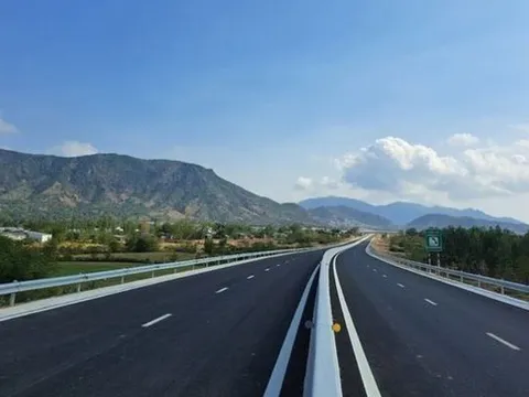 5 nhóm đối tượng chịu phí sử dụng đường bộ cao tốc từ 10/10/2024, ai cũng nên biết