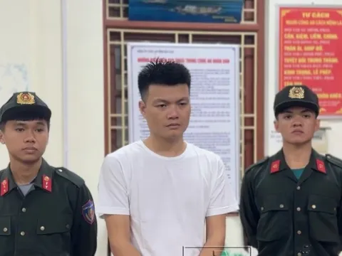 Bắt đối tượng giả cảnh sát hình sự yêu cầu nộp 1 tỷ đồng để "bỏ qua" vụ đánh bạc