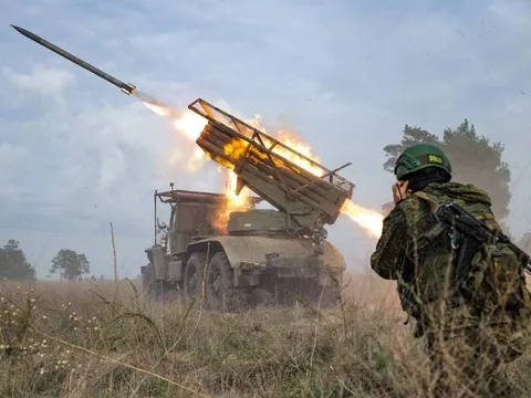 Căng thẳng ở “vạc” Tolsty Lug, binh sĩ Ukraine bị bao vây