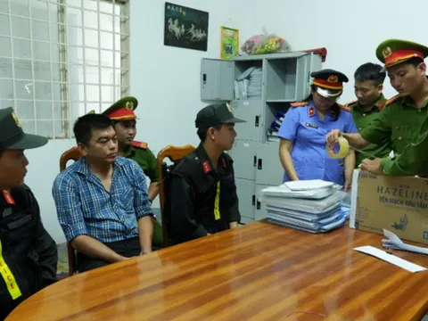 Bắt giam giám đốc Công ty Cổ phần đăng kiểm Hậu Giang 95-01D
