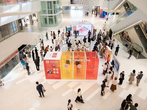 Triển lãm loạt sản phẩm Thu Đông trong không gian trưng bày độc đáo