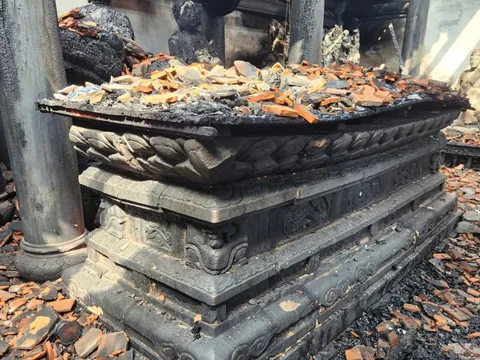 Vụ cháy chùa Xuân Lũng: Cần có ngay biện pháp bảo vệ bảo vật quốc gia Bàn thờ Phật bằng đá
