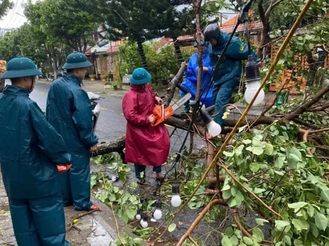 Đà Nẵng sơ tán 1.677 hộ dân, với 6.205 nhân khẩu đến nơi an toàn