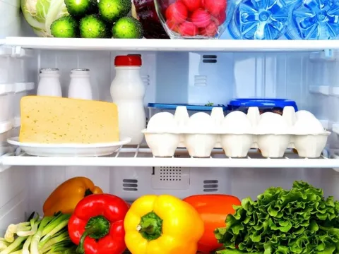 Cách dự trữ thực phẩm khi mưa bão