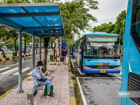 Hà Nội: Đối tượng được miễn phí xe buýt không phải đổi thẻ khi hết hạn