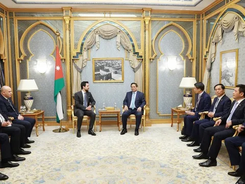 Thủ tướng tiếp Thủ tướng Ai Cập và Hoàng Thái tử Jordan