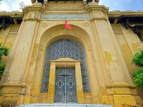 Tòa nhà Đại học Tổng hợp được “đánh thức” từ những dự án nghệ thuật