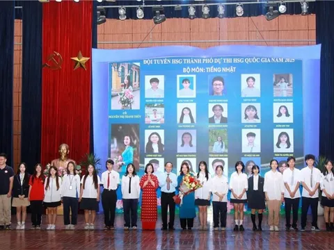Hà Nội công bố 13 đội tuyển học sinh giỏi Thành phố tham dự Kỳ thi học sinh giỏi quốc gia năm học 2024-2025