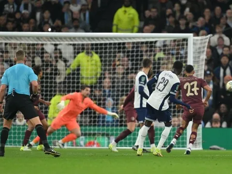 Tottenham loại Man City khỏi Cup Liên đoàn Anh