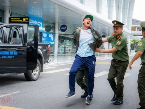 Diễn tập chống khủng bố bắt giữ hành khách làm con tin tại sân bay Nội Bài