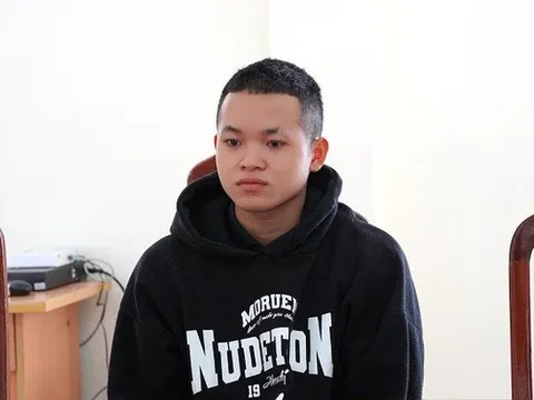 Bắt đối tượng nhiều lần làm "chuyện người lớn" với bé gái 14 tuổi