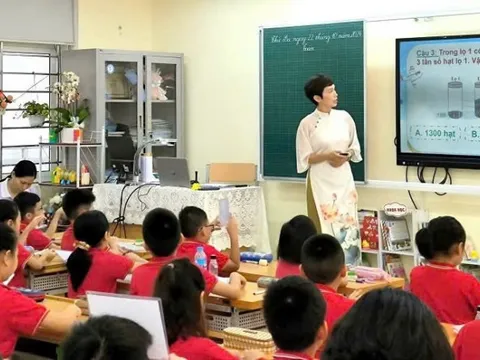 Bộ Giáo dục và Đào tạo bỏ đề xuất quy định miễn học phí cho con nhà giáo