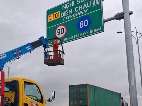Xử lý nghiêm kẻ phá hoại biển bảo hành 10 năm trên cao tốc Nghi Sơn-Diễn Châu