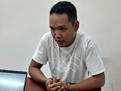 Khởi tố nam thanh niên tống tiền tình cũ bằng ảnh khỏa thân