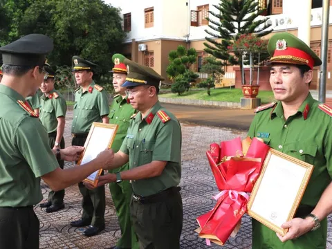 Đắk Nông triệt phá đường dây làm giả tài liệu, con dấu và lừa đảo chiếm đoạt hơn 10 tỷ đồng