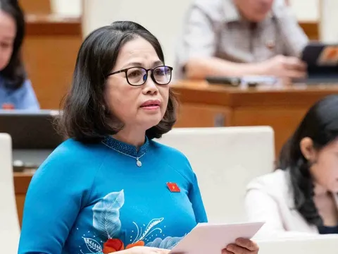 Đề xuất hỗ trợ học phí cho sinh viên ngành y như ngành giáo dục