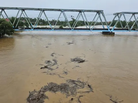 Miền Trung chủ động ứng phó với đợt mưa, lũ lớn từ ngày 3-10/11