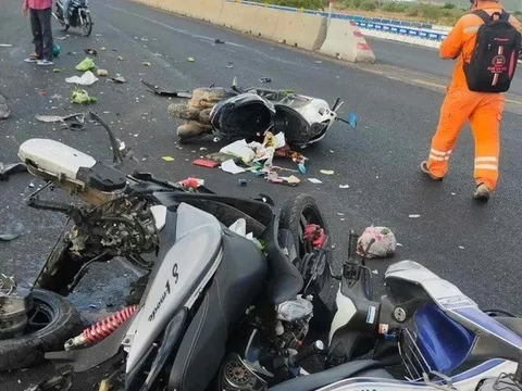 Giao xe cho con chưa đủ điều kiện điều khiển, coi chừng "tiền mất, án mang"