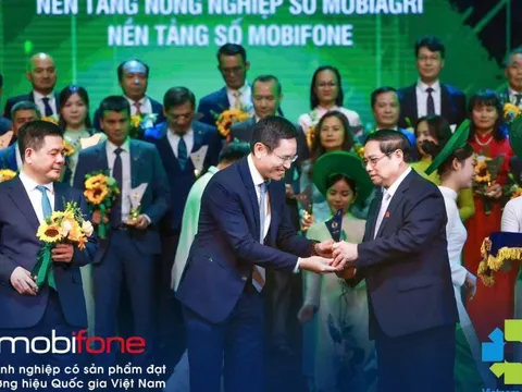 MobiFone được vinh danh 'Thương hiệu quốc gia Việt Nam năm 2024' với 5 thương hiệu sản phẩm xuất sắc