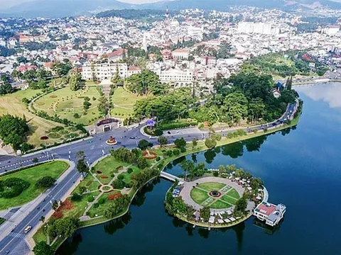 Lâm Đồng có 10 đơn vị hành chính cấp huyện, 137 đơn vị hành chính cấp xã