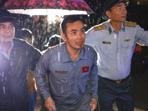 Vụ tai nạn máy bay quân sự tại Bình Định: Tìm thấy hai phi công an toàn