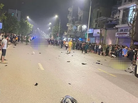 Điều tra vụ 3 xe máy va chạm khiến 4 học sinh thương vong ở Hà Nội